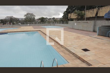 Apartamento à venda com 76m², 3 quartos e 2 vagasClube - Piscina