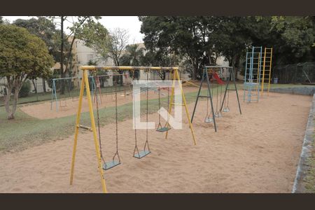 Apartamento à venda com 76m², 3 quartos e 2 vagasÁrea comum - Playground