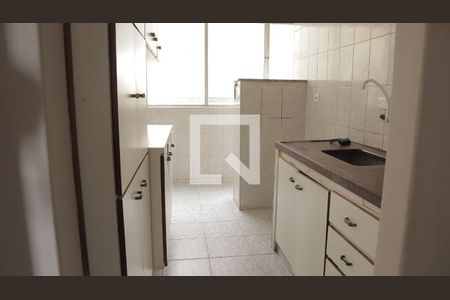 Apartamento à venda com 76m², 3 quartos e 2 vagasCozinha