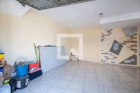 Casa à venda com 360m², 5 quartos e 3 vagas Casa à venda com 360m², 5 quartos e 3 vagasGaragem