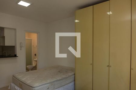 Sala/Quarto de apartamento para alugar com 1 quarto, 32m² em Rio Branco, Porto Alegre