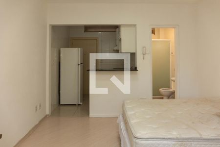 Sala/Quarto de apartamento para alugar com 1 quarto, 32m² em Rio Branco, Porto Alegre