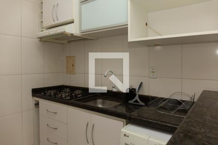 Cozinha de apartamento para alugar com 1 quarto, 32m² em Rio Branco, Porto Alegre