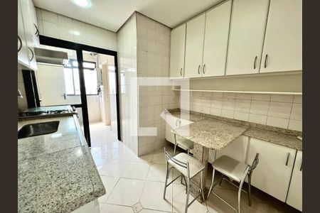 Apartamento à venda com 3 quartos, 133m² em Jardim da Saúde, São Paulo