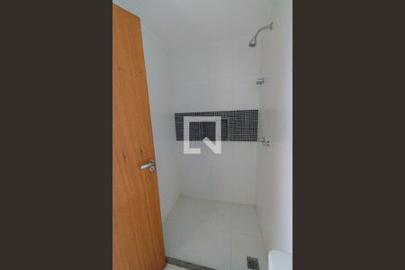 Casa de condomínio à venda com 169m², 3 quartos e 6 vagas Casa de condomínio à venda com 169m², 3 quartos e 6 vagasBanheiro da Suíte