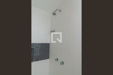 Casa de condomínio à venda com 169m², 3 quartos e 6 vagas Casa de condomínio à venda com 169m², 3 quartos e 6 vagasBanheiro da Suíte