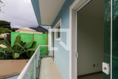 Casa de condomínio à venda com 169m², 3 quartos e 6 vagas Casa de condomínio à venda com 169m², 3 quartos e 6 vagasVaranda dos Quartos