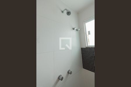 Casa de condomínio à venda com 169m², 3 quartos e 6 vagas Casa de condomínio à venda com 169m², 3 quartos e 6 vagasBanheiro Social