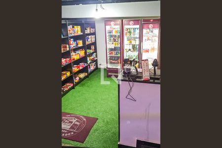 Studio à venda com 28m², 1 quarto e sem vagaMercado