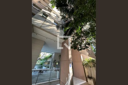 Apartamento à venda com 187m², 3 quartos e 3 vagasFachada