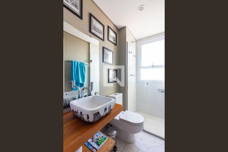 Apartamento à venda com 187m², 3 quartos e 3 vagasBanheiro da Suíte 2