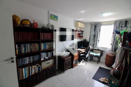 Apartamento à venda com 187m², 4 quartos e 4 vagas Apartamento à venda com 187m², 4 quartos e 4 vagasSuite 2