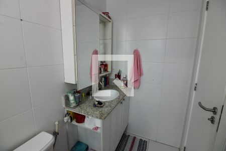 Apartamento à venda com 187m², 4 quartos e 4 vagas Apartamento à venda com 187m², 4 quartos e 4 vagasBanheiro da Suíte 2