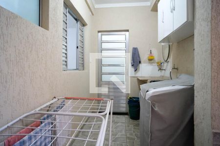 Casa à venda com 200m², 4 quartos e 1 vaga Casa à venda com 200m², 4 quartos e 1 vagaÁrea de Serviço