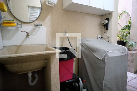 Casa à venda com 200m², 4 quartos e 1 vaga Casa à venda com 200m², 4 quartos e 1 vagaÁrea de Serviço