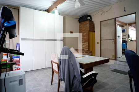 Casa à venda com 200m², 4 quartos e 1 vaga Casa à venda com 200m², 4 quartos e 1 vagaQuarto 3