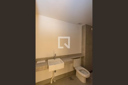 Apartamento à venda com 74m², 2 quartos e 2 vagasBanheiro