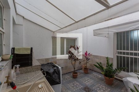 Apartamento à venda com 134m², 3 quartos e 1 vaga Apartamento à venda com 134m², 3 quartos e 1 vagaÁrea de Serviço