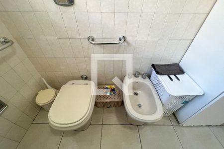 Casa à venda com 163m², 3 quartos e 6 vagasBanheiro do Quarto 3