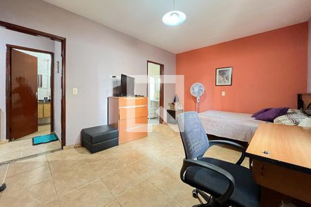 Casa à venda com 163m², 3 quartos e 6 vagasQuarto 3 - Suíte