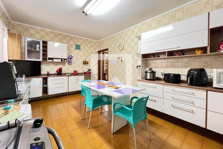 Casa à venda com 163m², 3 quartos e 6 vagasCozinha