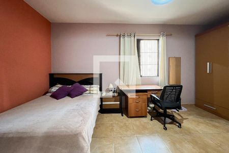 Casa à venda com 163m², 3 quartos e 6 vagasQuarto 3 - Suíte