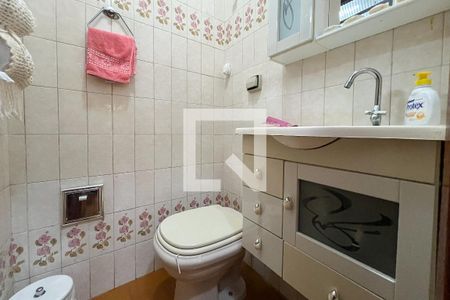 Casa à venda com 163m², 3 quartos e 6 vagasLavabo