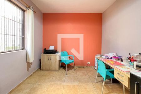 Casa à venda com 163m², 3 quartos e 6 vagasQuarto 1