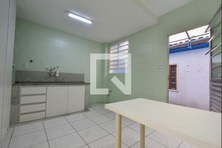 Casa à venda com 142m², 3 quartos e 2 vagasCozinha 
