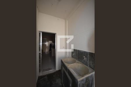 Casa para alugar com 85m², 2 quartos e 1 vagaÁrea de serviço