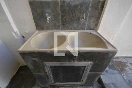 Casa para alugar com 85m², 2 quartos e 1 vagaÁrea de serviço