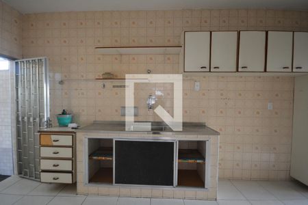 Casa para alugar com 85m², 2 quartos e 1 vagaCozinha