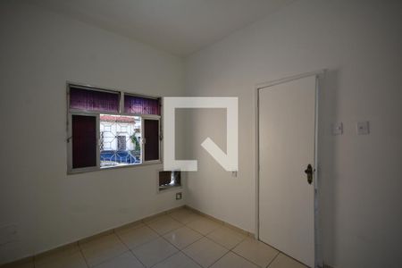 Quarto 1 de casa para alugar com 2 quartos, 85m² em Oswaldo Cruz, Rio de Janeiro