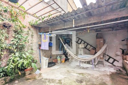 Casa à venda com 150m², 3 quartos e 1 vaga Casa à venda com 150m², 3 quartos e 1 vagaQuintal