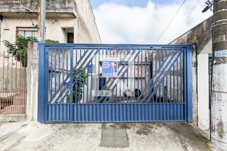 Casa à venda com 150m², 3 quartos e 1 vaga Casa à venda com 150m², 3 quartos e 1 vagaFachada