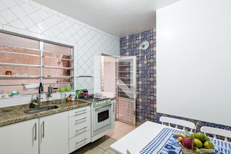 Casa à venda com 150m², 3 quartos e 1 vaga Casa à venda com 150m², 3 quartos e 1 vagaCozinha