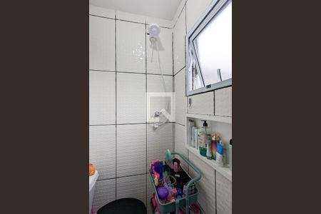 Casa à venda com 150m², 3 quartos e 1 vaga Casa à venda com 150m², 3 quartos e 1 vagaBanheiro da suíte