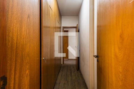 Corredor de apartamento para alugar com 5 quartos, 230m² em Vila Mariana, São Paulo