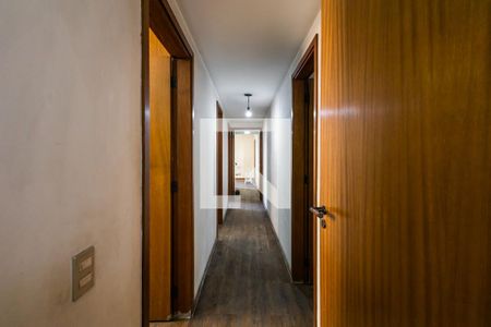Corredor de apartamento para alugar com 5 quartos, 230m² em Vila Mariana, São Paulo