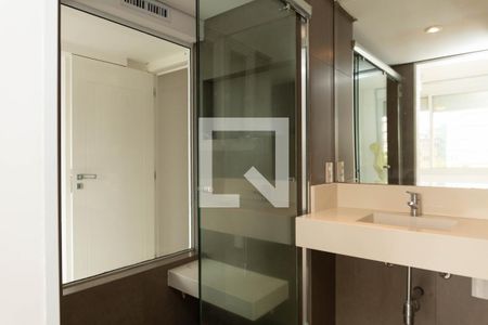 Apartamento para alugar com 102m², 1 quarto e sem vagaBanheiro da Suíte