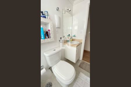 Apartamento à venda com 79m², 2 quartos e 1 vagaBanheiro Social 