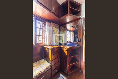 Casa à venda com 160m², 2 quartos e 3 vagasCloset da Suite 2