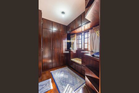 Casa à venda com 160m², 2 quartos e 3 vagasCloset da Suite 2