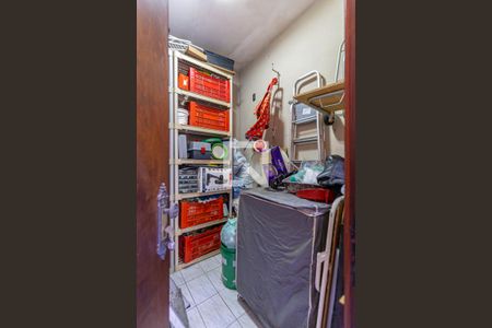 Casa à venda com 160m², 2 quartos e 3 vagasQuarto de Serviço