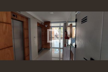 Apartamento à venda com 120m², 3 quartos e 3 vagasHall social