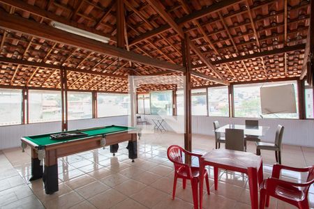 Casa à venda com 380m², 6 quartos e 7 vagas Casa à venda com 380m², 6 quartos e 7 vagasTerraço