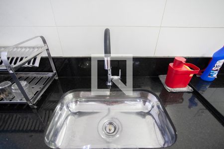 Casa à venda com 380m², 6 quartos e 7 vagas Casa à venda com 380m², 6 quartos e 7 vagasCozinha  Casa 1