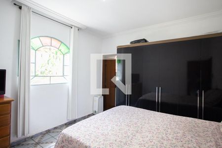 Casa à venda com 380m², 6 quartos e 7 vagas Casa à venda com 380m², 6 quartos e 7 vagasSuíte Casa 1