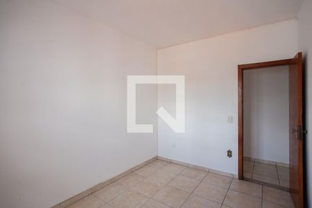 Casa à venda com 380m², 6 quartos e 7 vagas Casa à venda com 380m², 6 quartos e 7 vagasQuarto 2 Casa 2