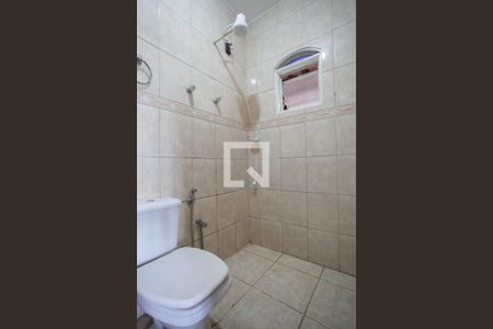 Casa à venda com 380m², 6 quartos e 7 vagas Casa à venda com 380m², 6 quartos e 7 vagasBanheiro da Suíte Casa 2